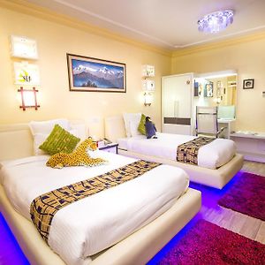 Deluxe Twin Room Non-Smoking